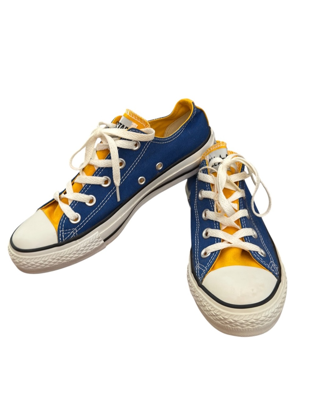 Converse Chuck Taylor All Star Low Top Blue Yellow Sneakers. Women’s 6. Men’s 4.